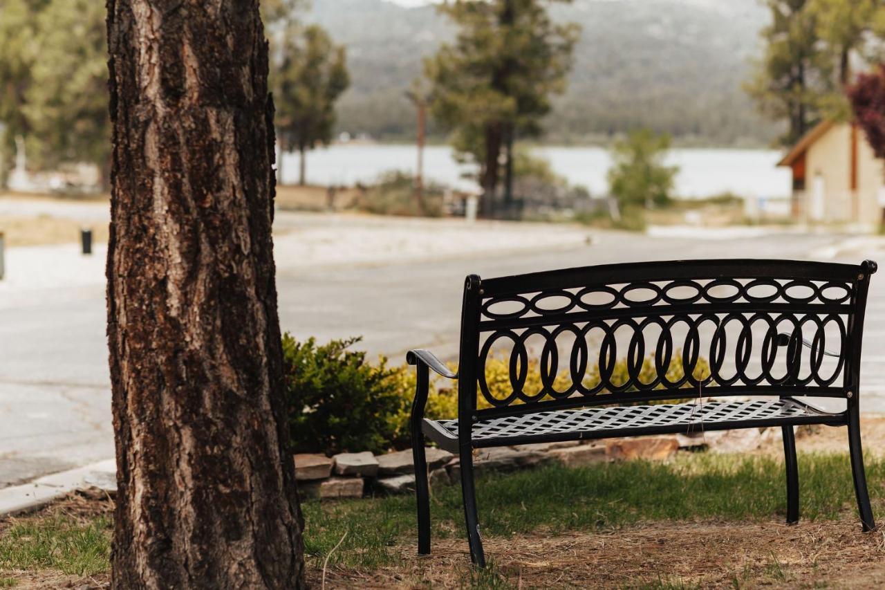 Vintage Lakeside Inn Big Bear Lake Ngoại thất bức ảnh