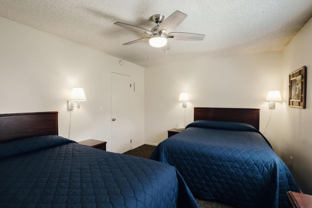 Vintage Lakeside Inn Big Bear Lake Ngoại thất bức ảnh