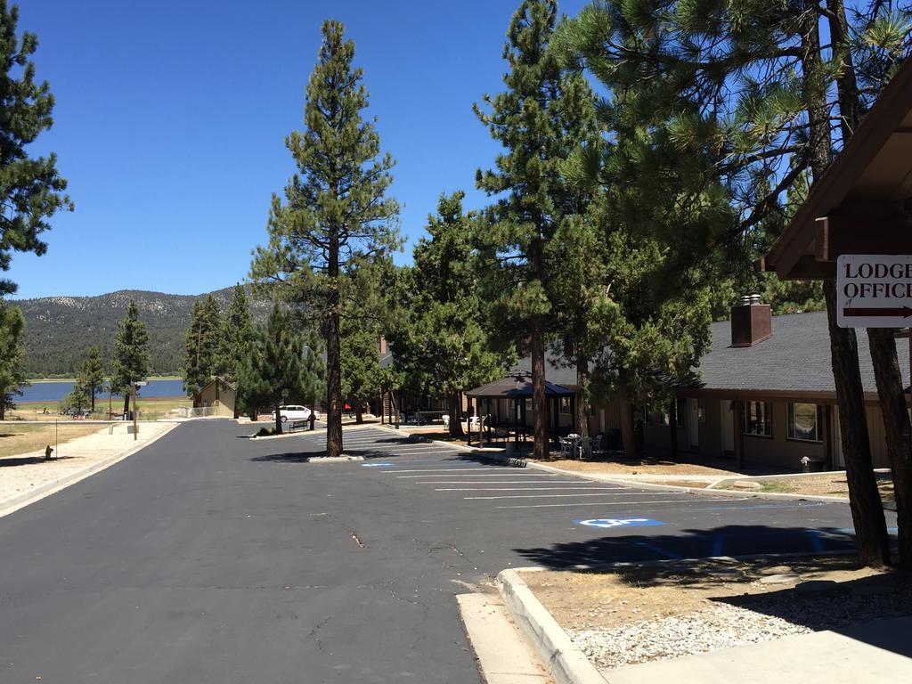 Vintage Lakeside Inn Big Bear Lake Ngoại thất bức ảnh