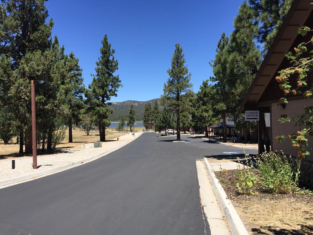 Vintage Lakeside Inn Big Bear Lake Ngoại thất bức ảnh