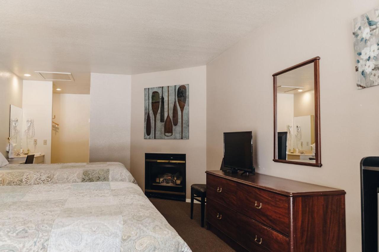 Vintage Lakeside Inn Big Bear Lake Ngoại thất bức ảnh