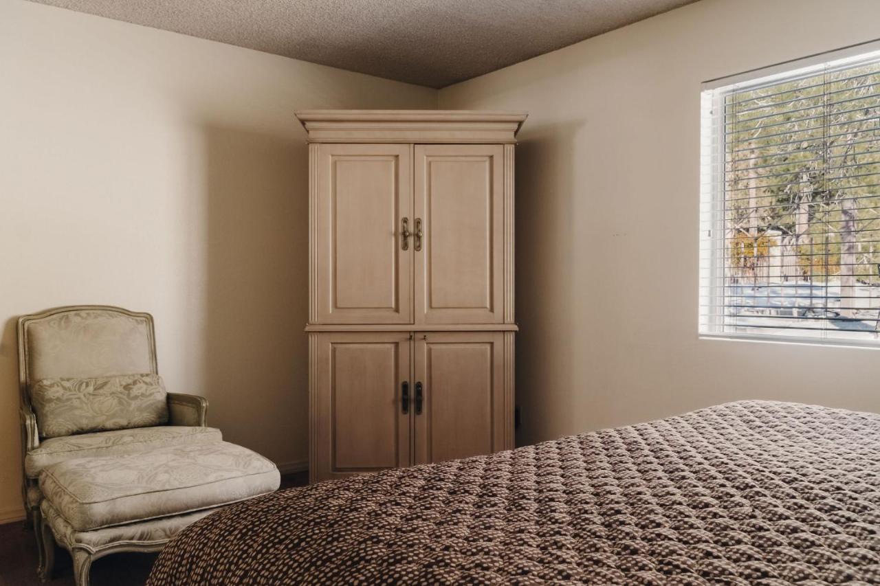 Vintage Lakeside Inn Big Bear Lake Ngoại thất bức ảnh